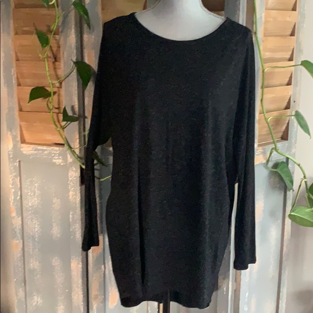 O’Neill Black Out Long Sleeve Open Back Top🌺
